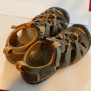Keen Sandals Toddler Size 12